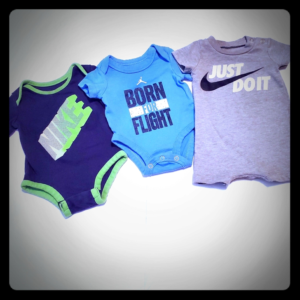 Nike Newborn Onsie Bundle !!!